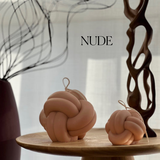 Minimalist Knot Pillar Candle